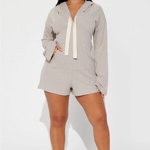 Fashion nova romper